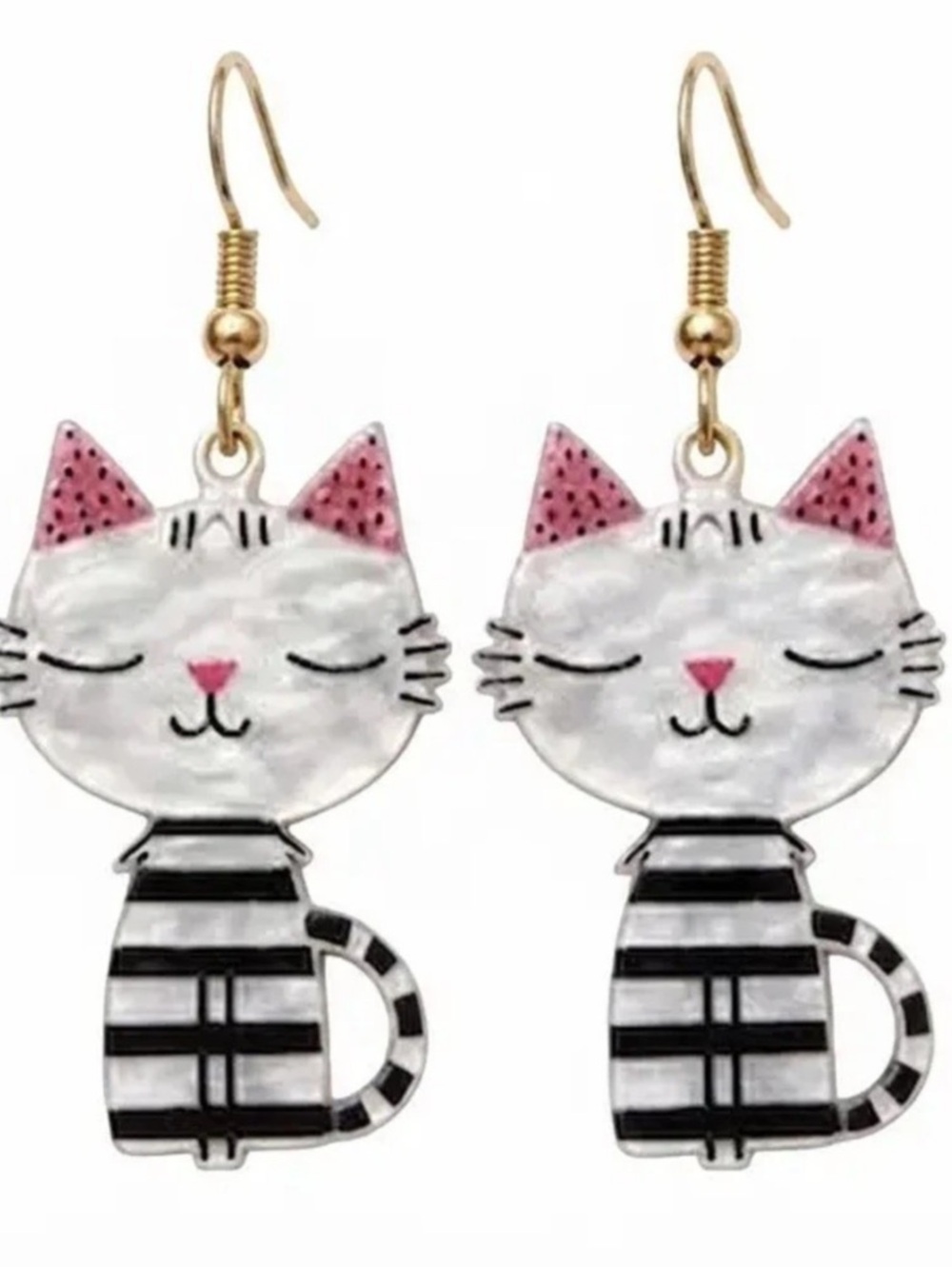 Cat Dangle Earrings in White & Black Like New